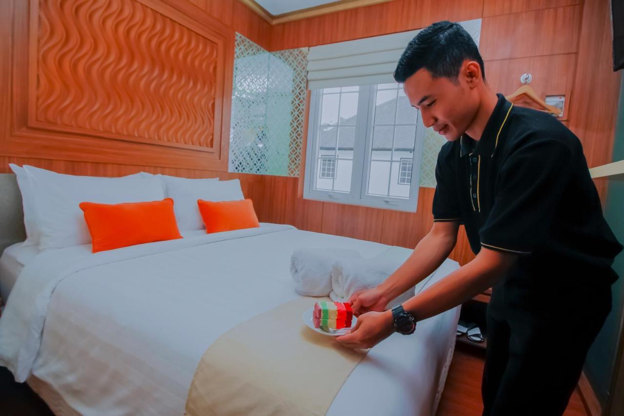 Petit Boutique Hotel Solo エクステリア 写真