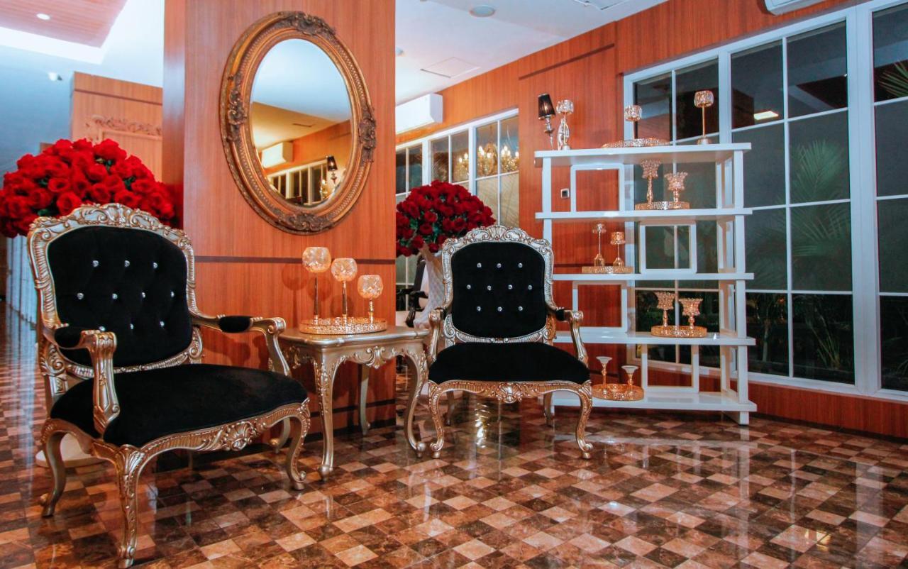 Petit Boutique Hotel Solo エクステリア 写真
