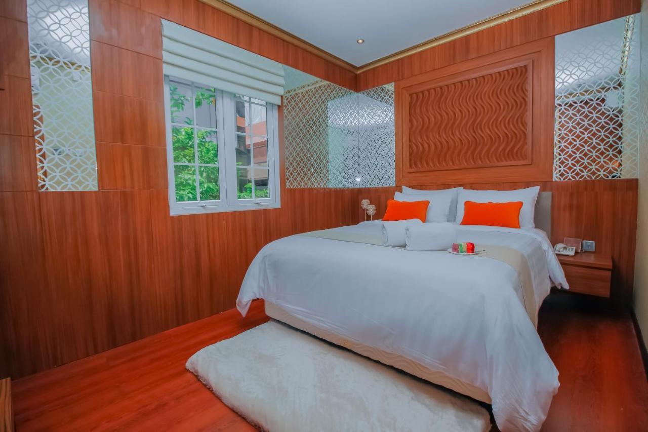 Petit Boutique Hotel Solo エクステリア 写真